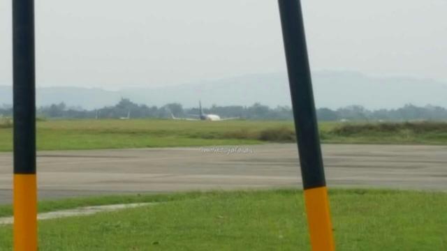 Un avion de Sriwijaya Air reste bloqué en entrée de piste