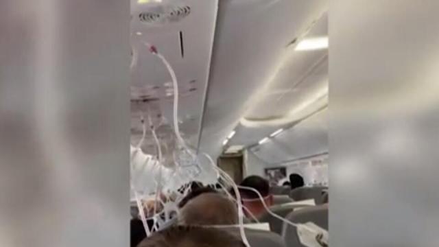 Urgence cause dépressurisation en vol dans un avion de Red Wings
