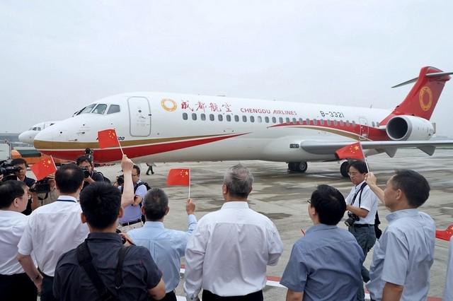 Premier vol commercial du premier avion 'made-in-China'