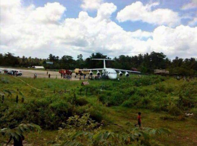 Sortie de piste à l'atterrissage d'un avion de Skyjet Airlines