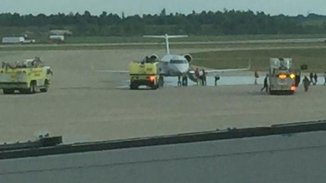 Feu de freins au poser sur un avion de American Airlines