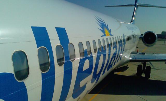 Le pilote de Allegiant licencié à cause d'une évacuation