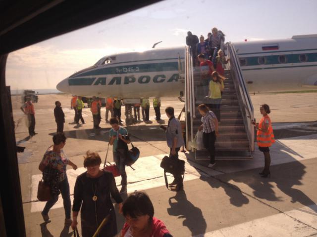 Arrêt-décollage cause train d'un avion de Alrosa Air