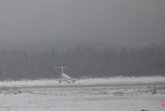 Rupture de train avant au poser d'un avion de Air Canada