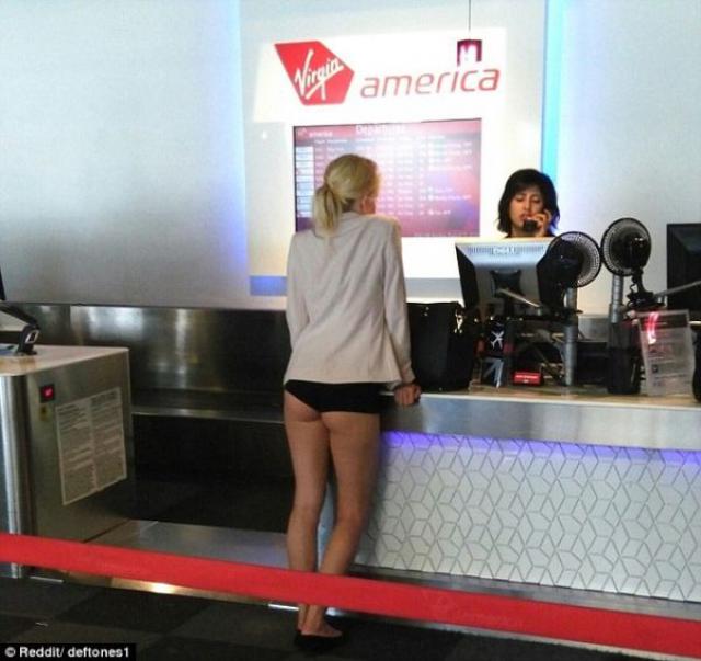 Elle se présente en culotte au comptoir de Virgin America