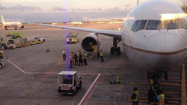 Retour cause absorption aviaire d'un avion de United Airline