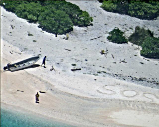 Deux naufragés retrouvés vivants par un avion de l'US Navy