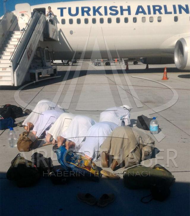 Prière inopportune sur le tarmac de l'aéroport d'Istanbul