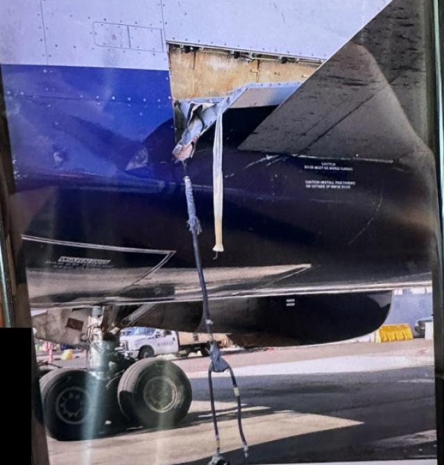 Retour cause perte de toboggan en vol d'un avion de Delta Airline