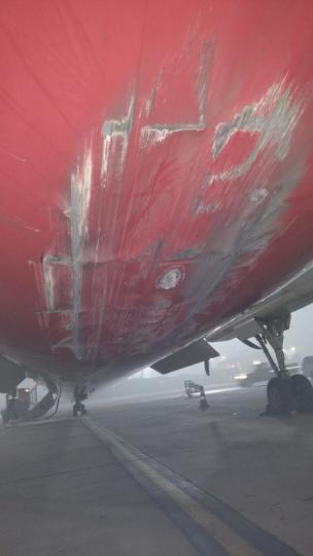 Un avion de SpiceJet heurte la piste à l'atterrissage