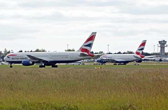 Double déroutement cause technique d'un avion de British