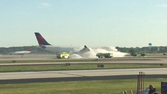 Retour cause problème moteur d'un avion de Delta Airlines