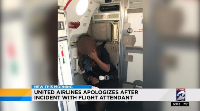 Une hôtesse de l'air provoque un incident dans un avion de United