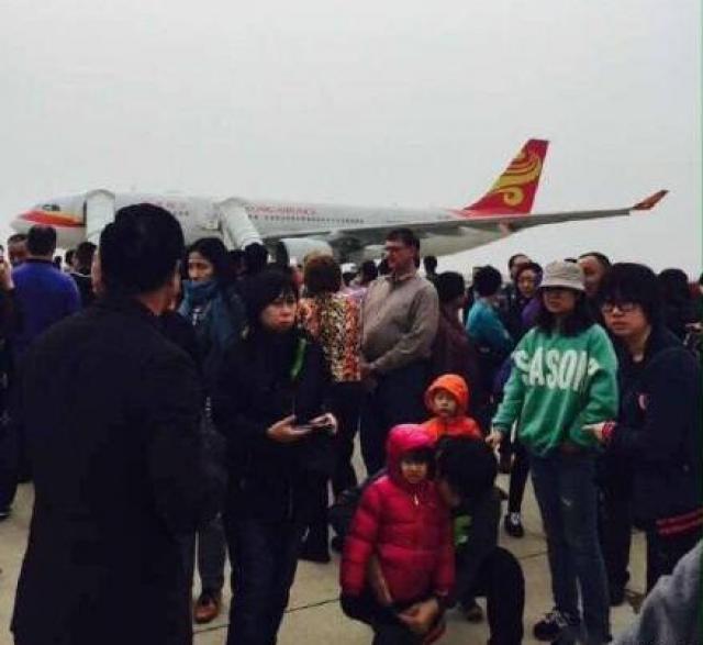 Déroutement cause alerte à la bombe d'un avion de Hong Kong