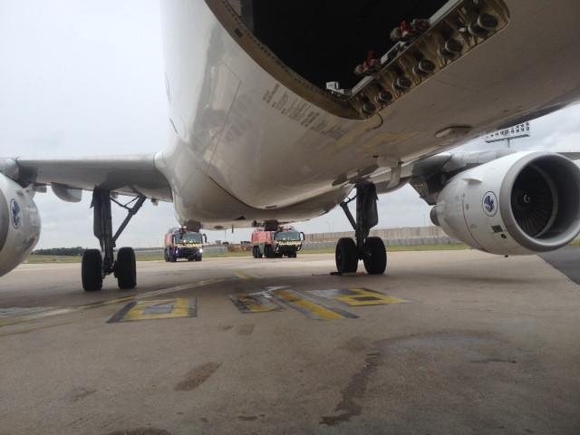 Alerte cause odeur de gaz en soute d'un avion de Air France