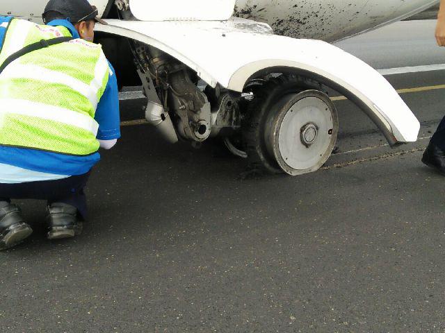 Éclatement de pneus à l'atterrissage d'un avion de Wings Air