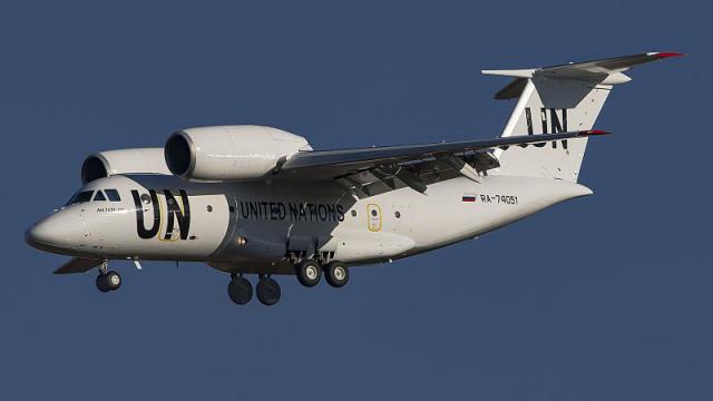 Blocage problème de train d'atterrissage d'un avion de UTAir