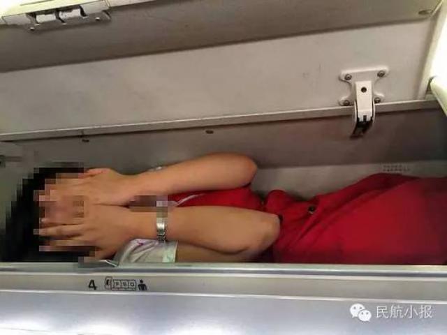 Hôtesses de Kunming Airlines harcelées par leurs collègues