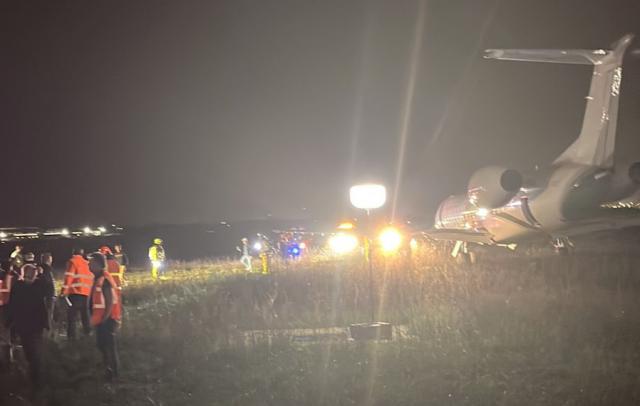 Sortie de piste d'un avion de Amelia International à Orly