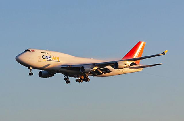 Double panne moteur et déroutement d'un avion de One Air