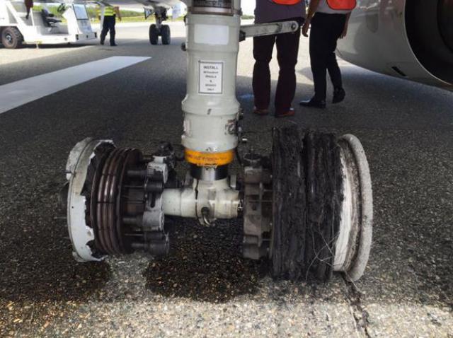 Éclatement de pneu au décollage d'un avion de Latin American