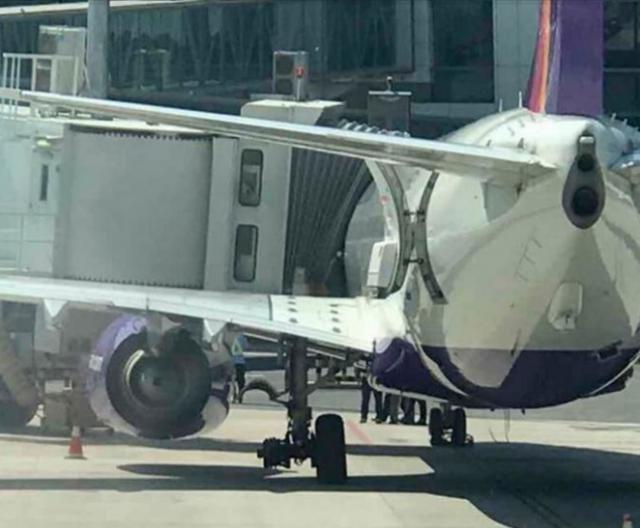 Un avion de Urumqi Air perd une roue au roulage