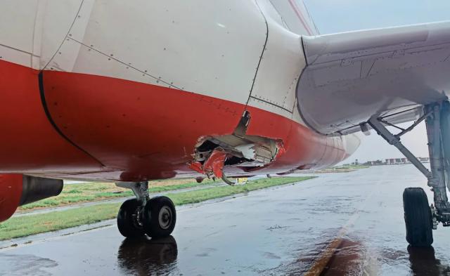 Heurt avec un véhicule de piste d'un avion de Air India