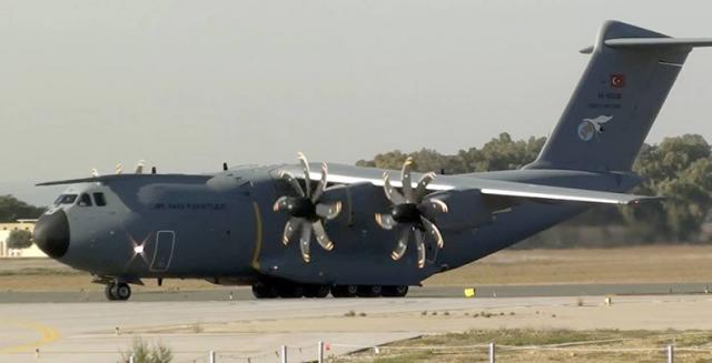 Panne d'inverseur de poussée d'un avion de Jayawijaya