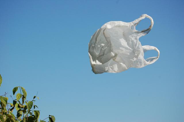 Le drone de l'avion de British aurait été un sac plastique