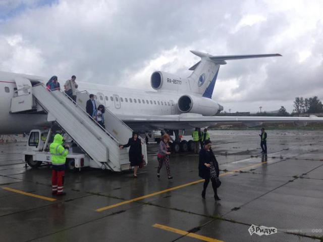 Retour cause train d'atterrissage d'un avion de UTAir