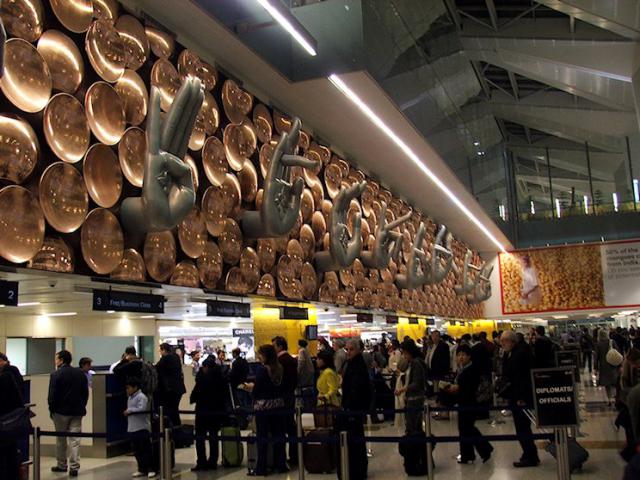 Multiples alertes à la bombe sur l'aéroport de New Delhi