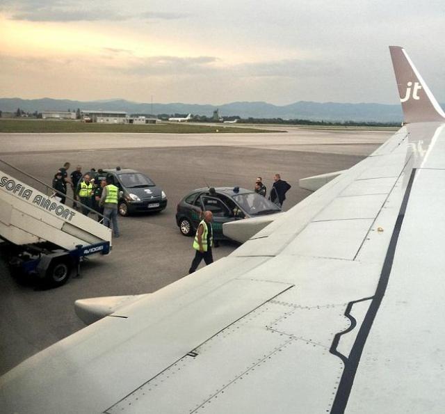 Monarch Airlines bannit à vie six passagers perturbateurs