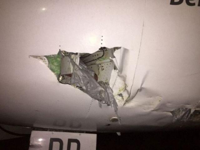 Un avion de Passaredo heurte une cloture durant le poser