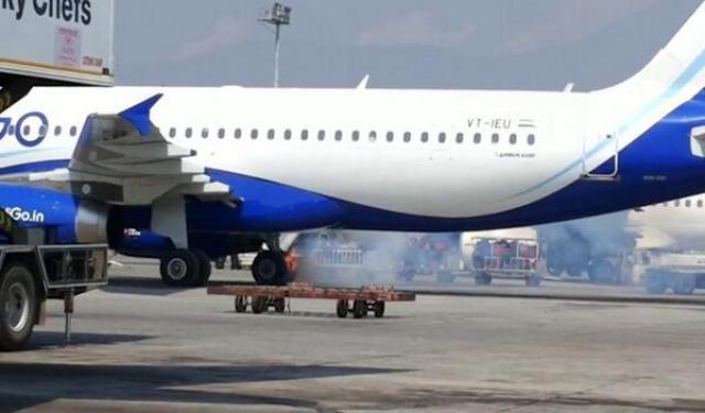 Incendie à l'atterrissage sur le train d'un avion de IndiGo