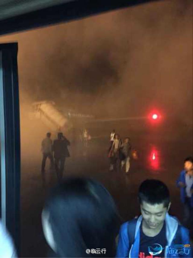 Interruption décollage d'un avion de Kunming Airlines