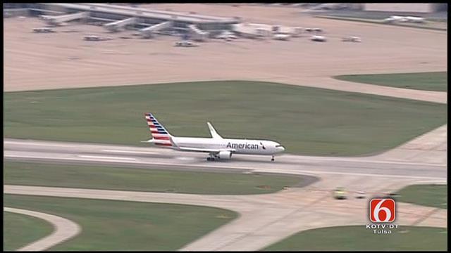 Retour cause problèmes mécaniques d'un avion de American