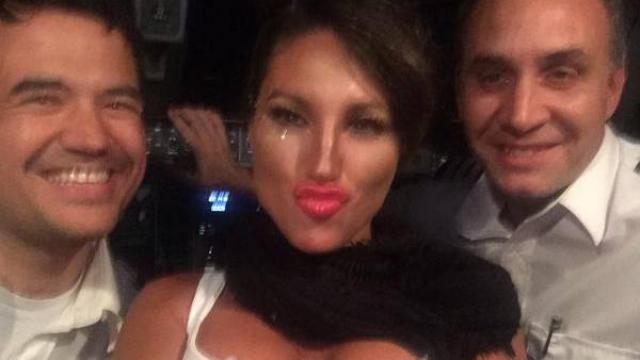 Deux pilotes de Aerolineas Argentinas virés pour un selfie