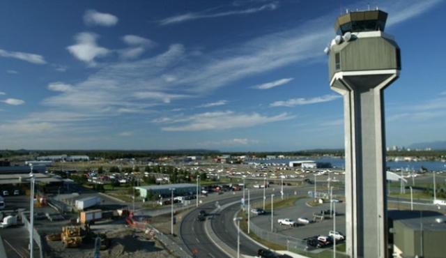 Quasi-collision pour deux avions sur l'aéroport de Anchorage