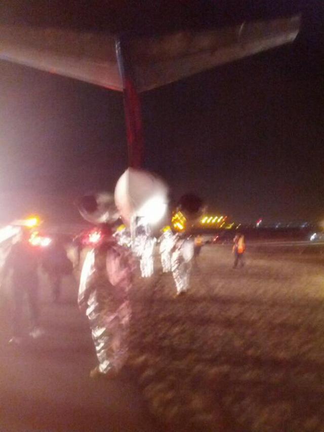 Sortie de piste au poser d'un avion de Delta Airlines