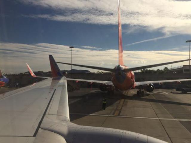 Deux avions de Southwest se heurtent au roulage